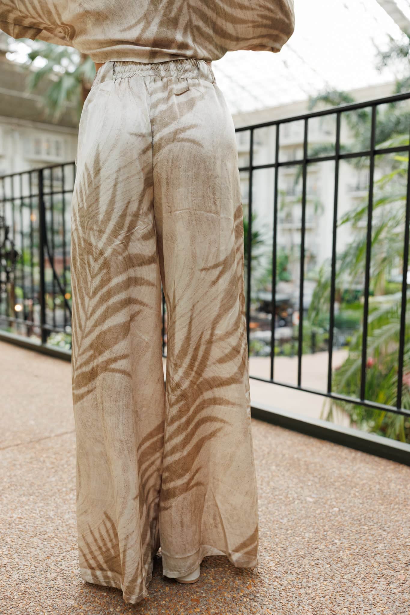 Palm Poise Pants