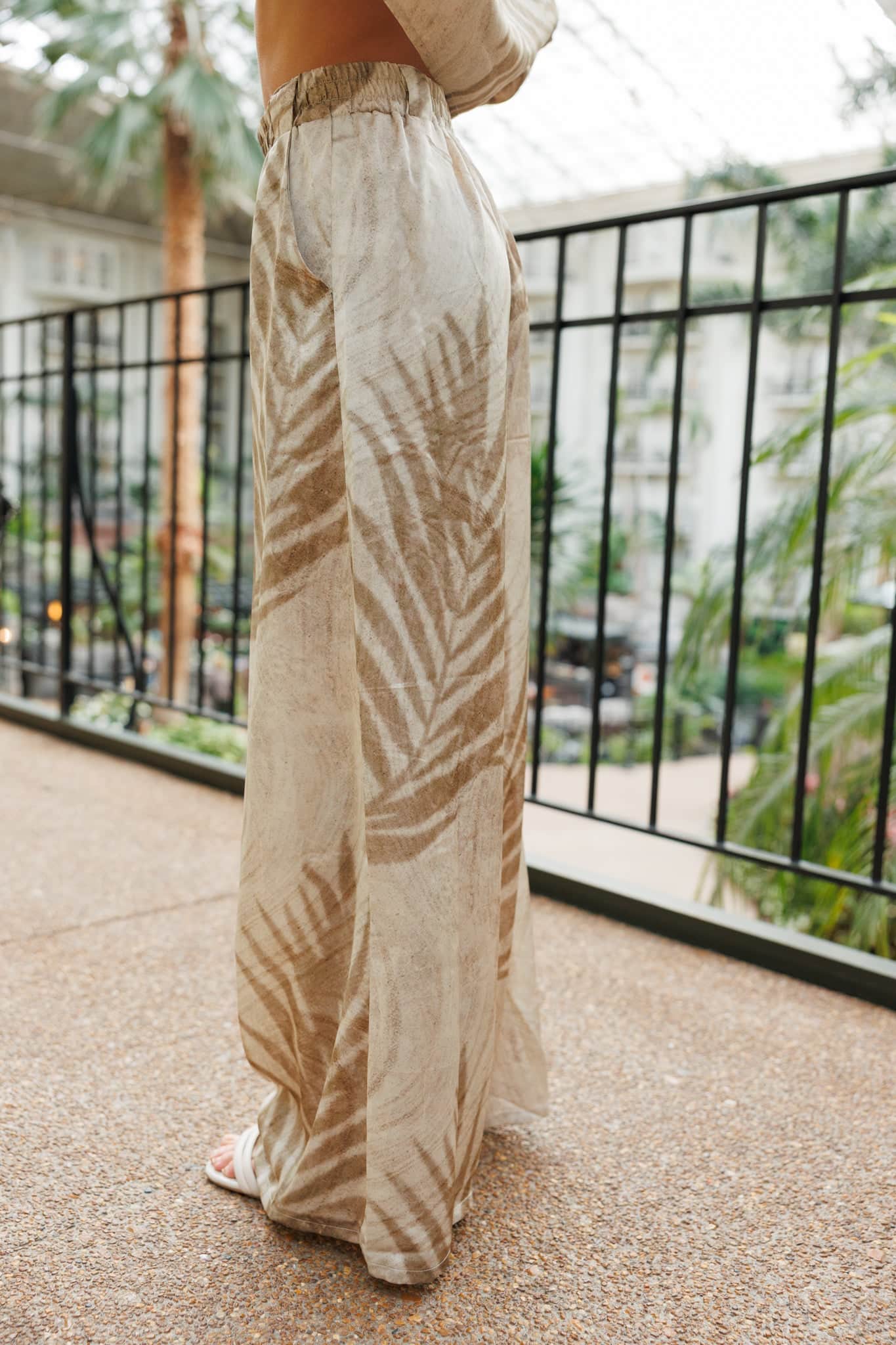Palm Poise Pants