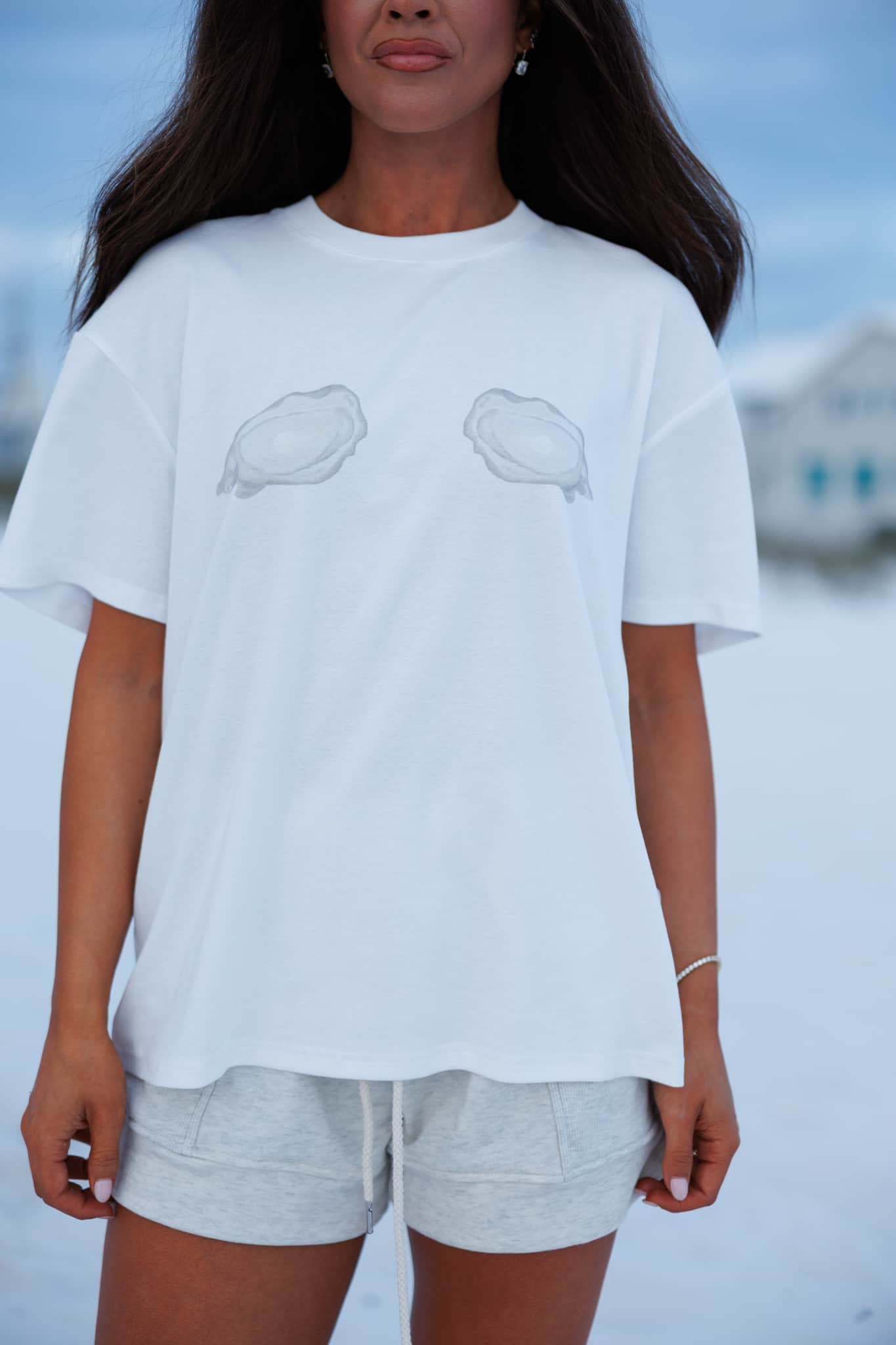 Oyster Print Graphic Tee