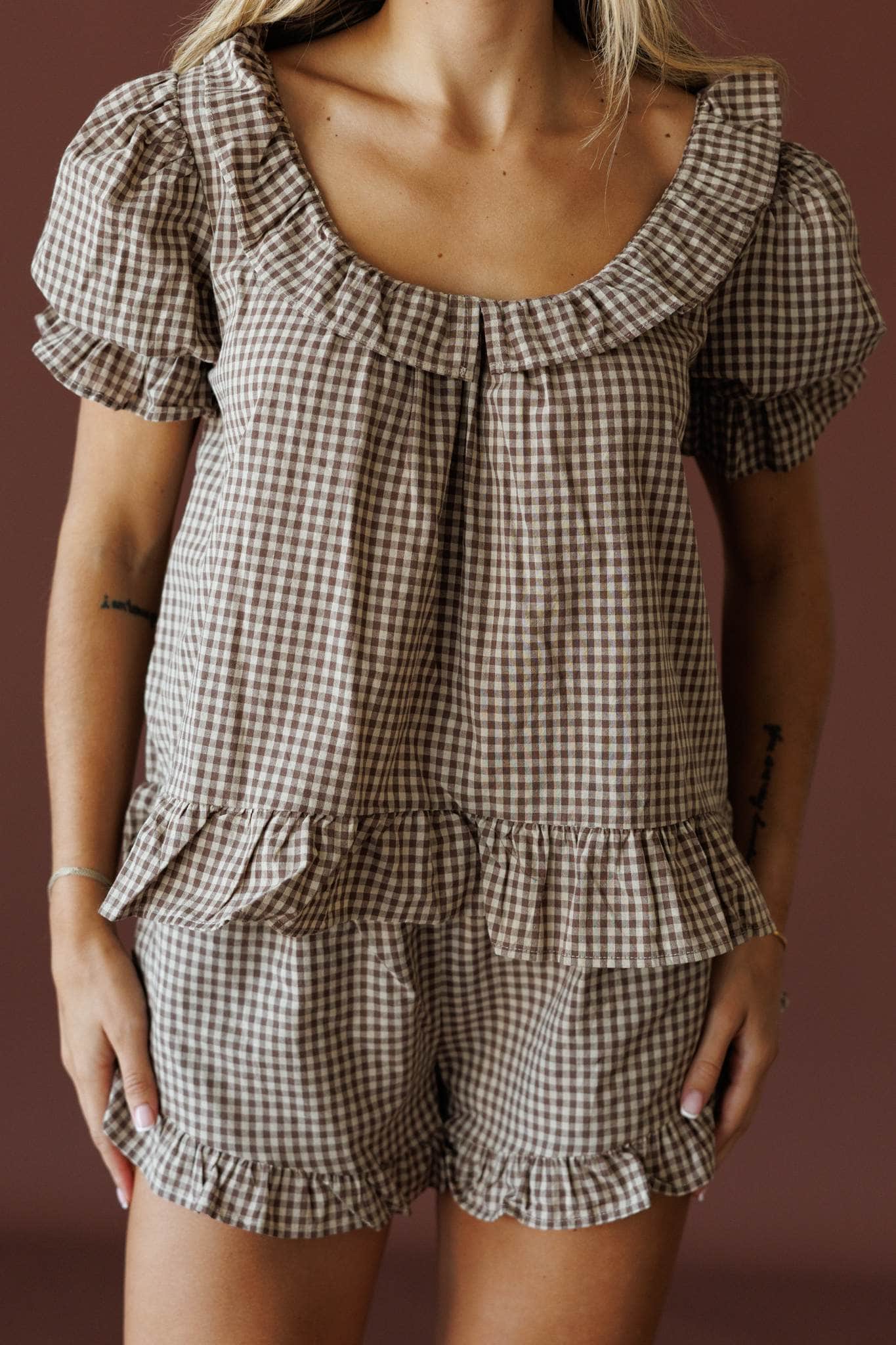 beige/brown
