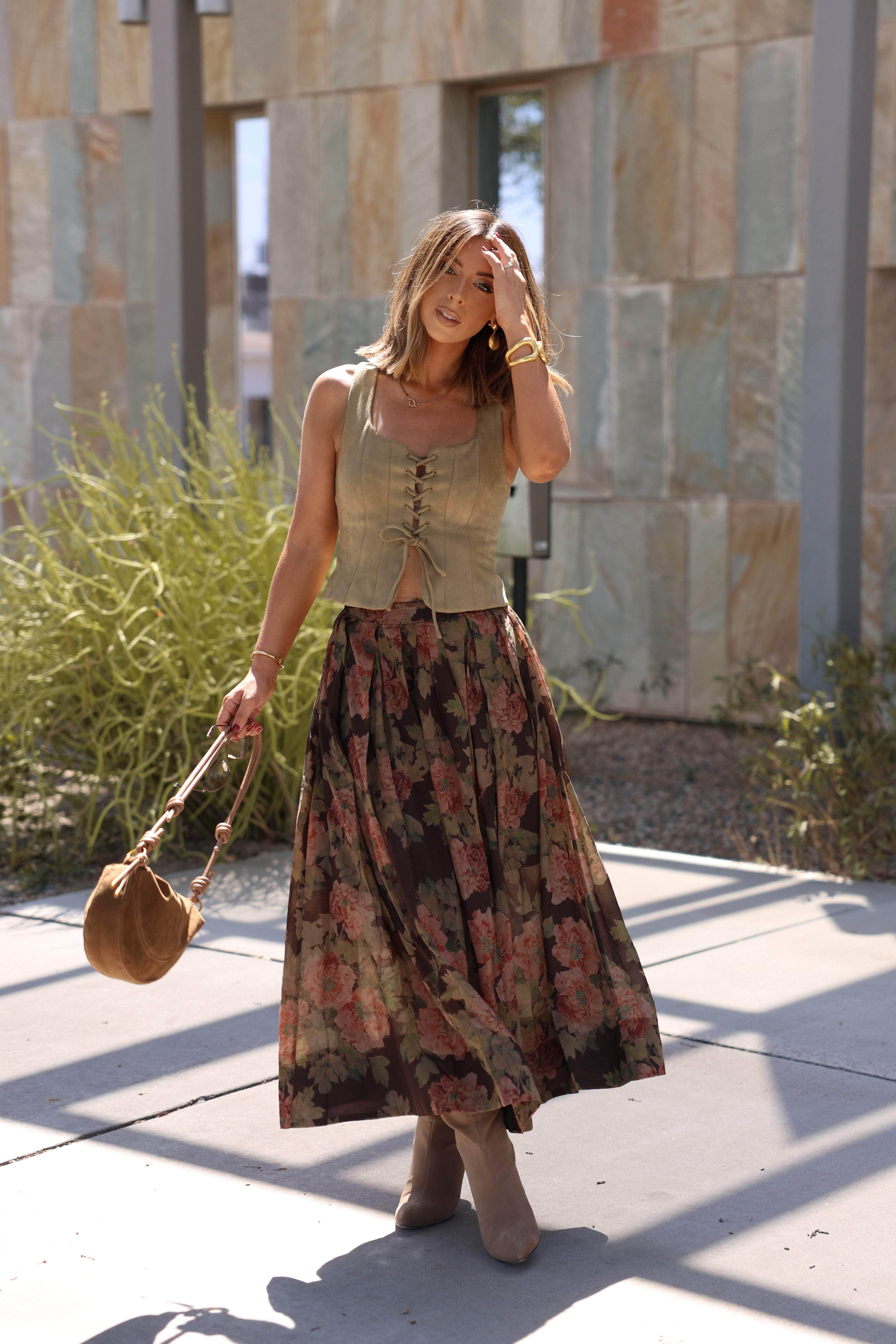 Romanticize Fall Floral Skirt