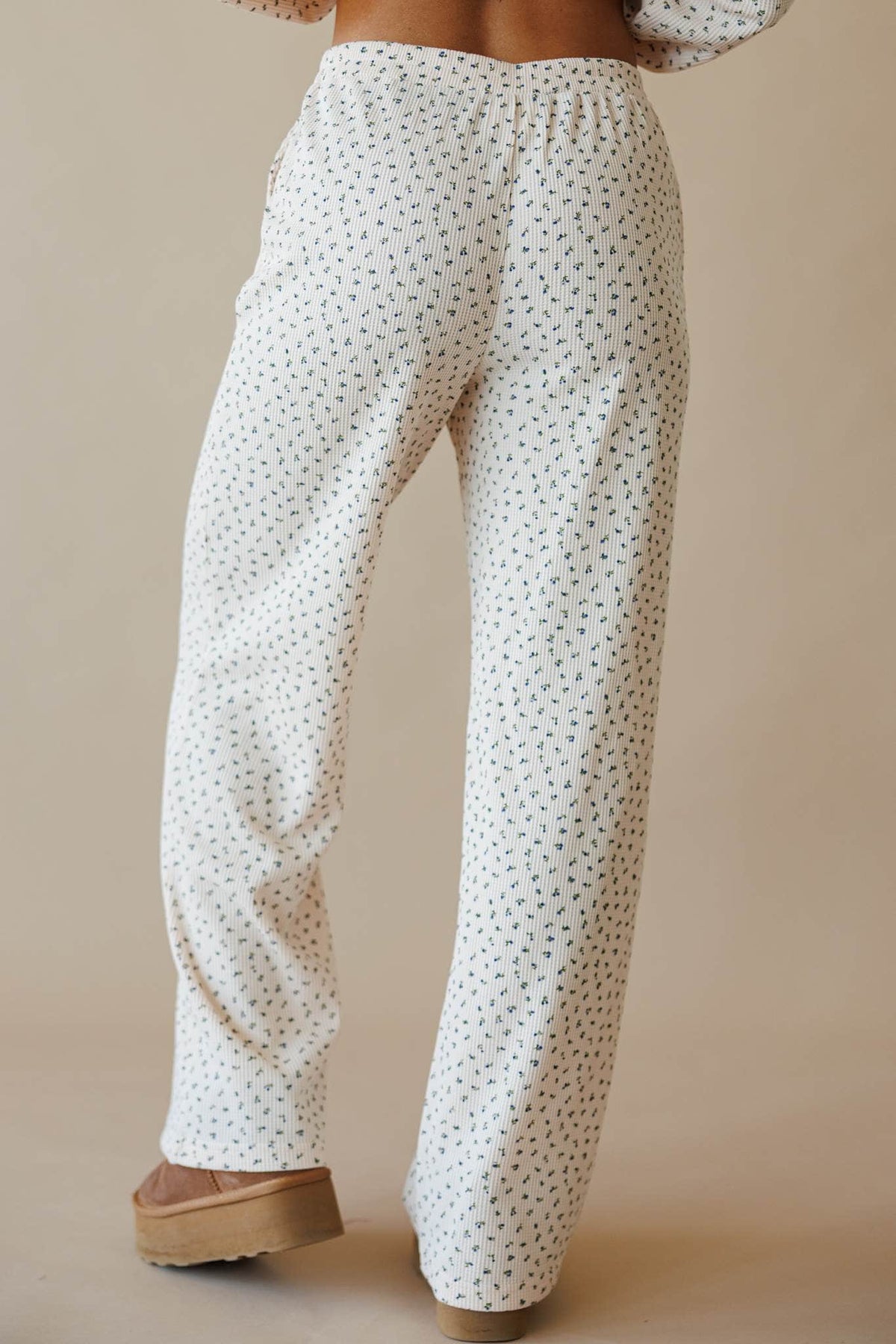 Cream ditsy floral lounge pants