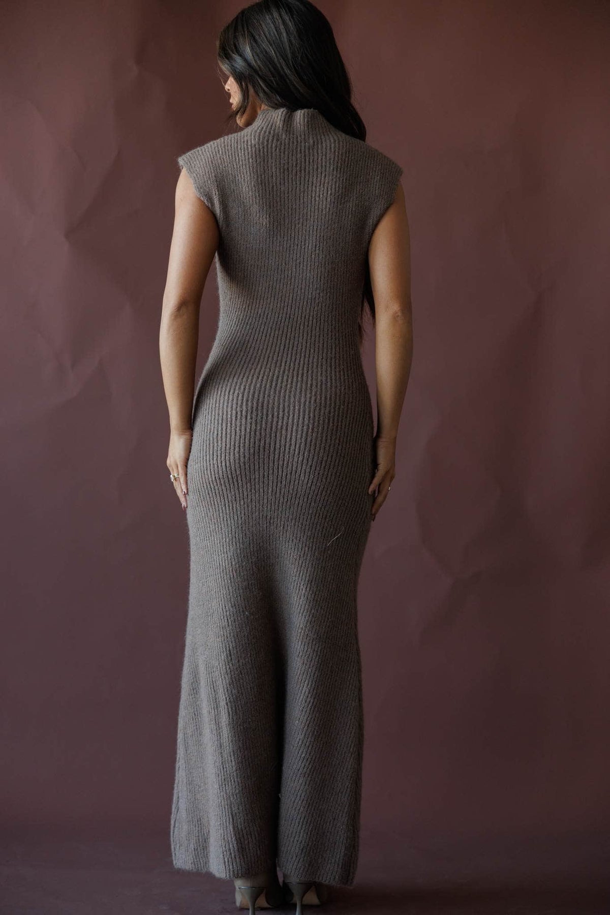 Mock neck ribbed knit maxi dress
