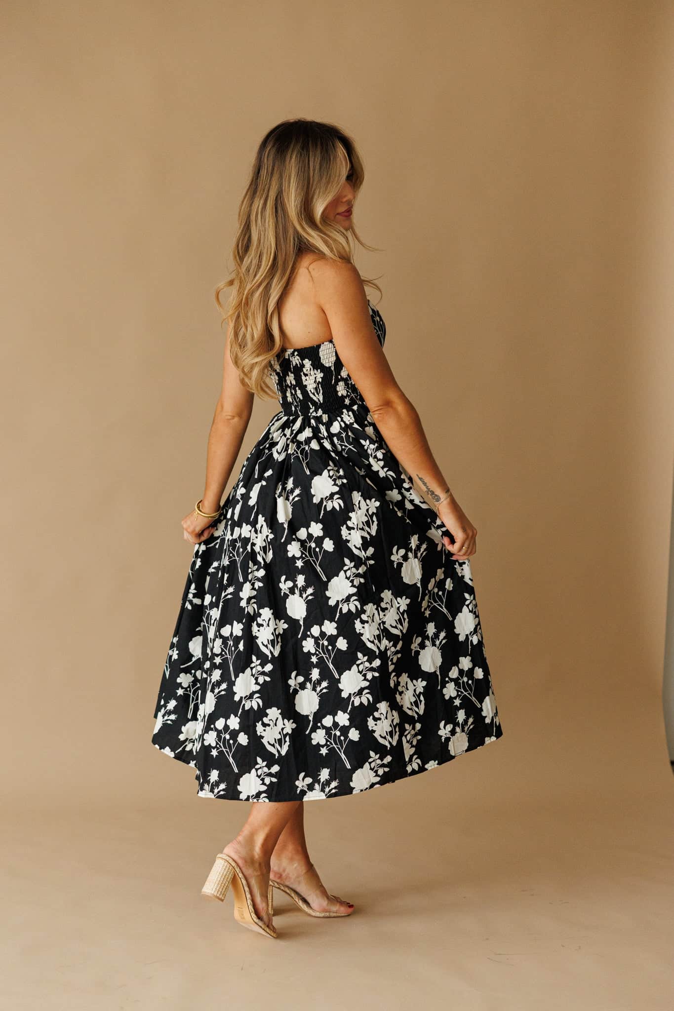 [Pre-Order!] Black Magnolia Dress