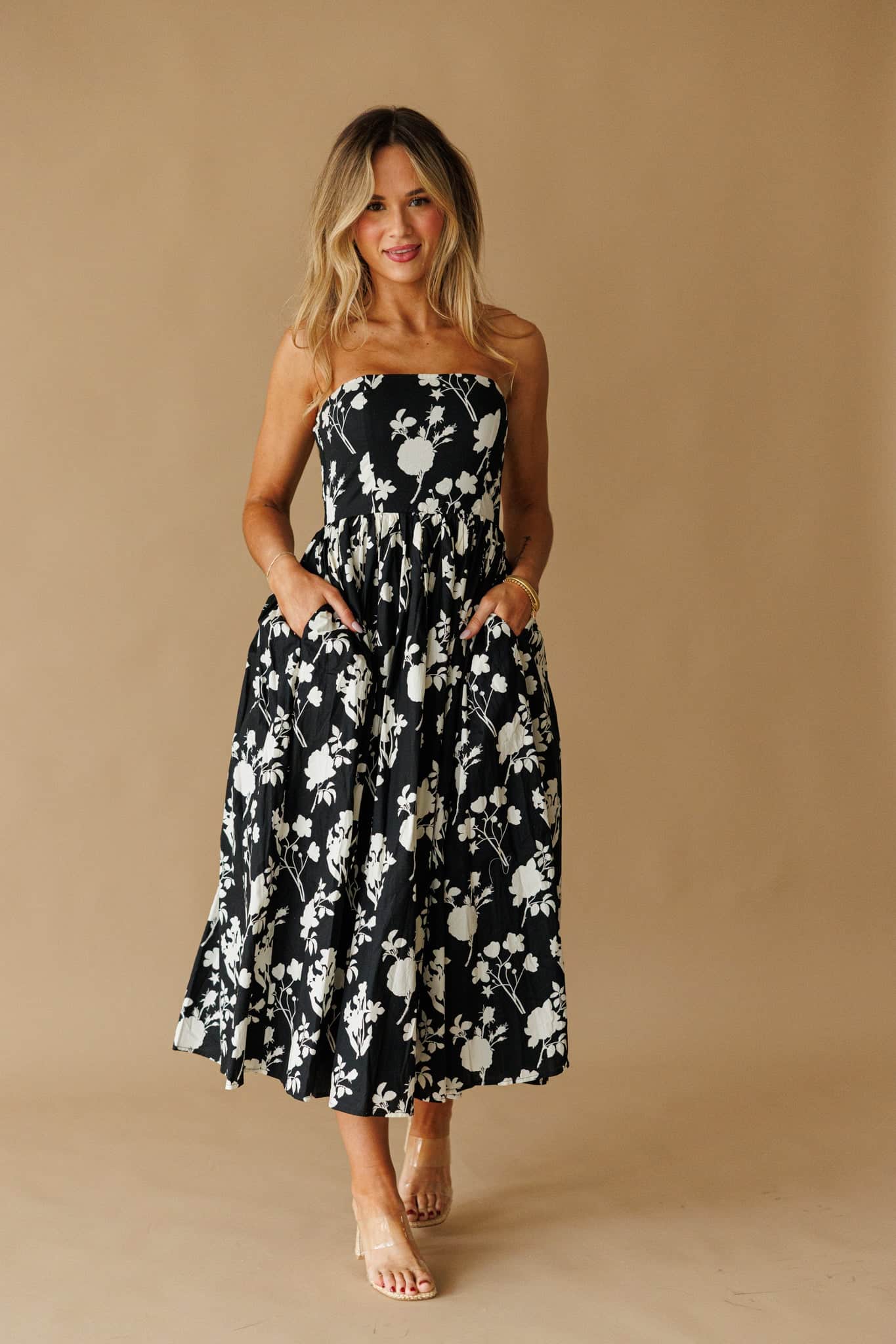 [Pre-Order!] Black Magnolia Dress
