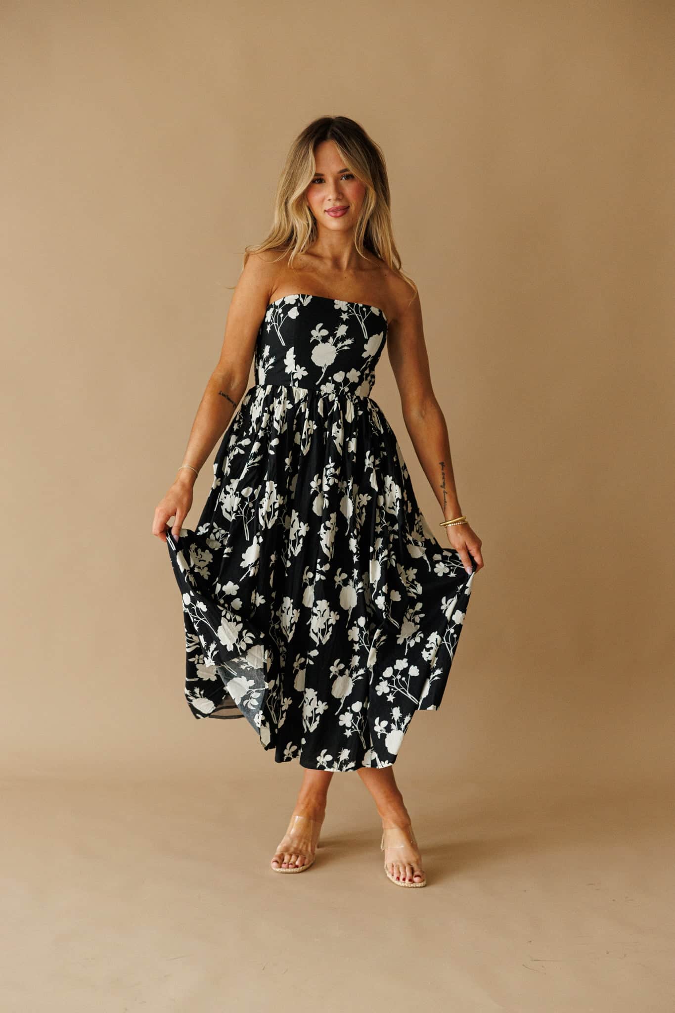 [Pre-Order!] Black Magnolia Dress