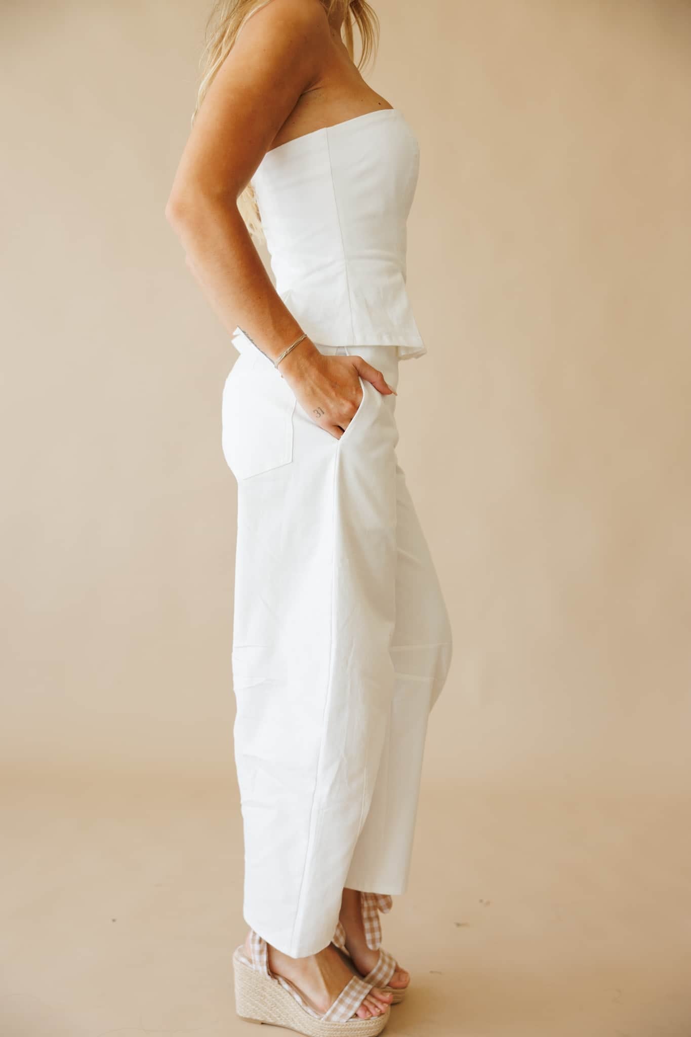 [Pre-Order!] White Peplum Barrel Jumpsuit
