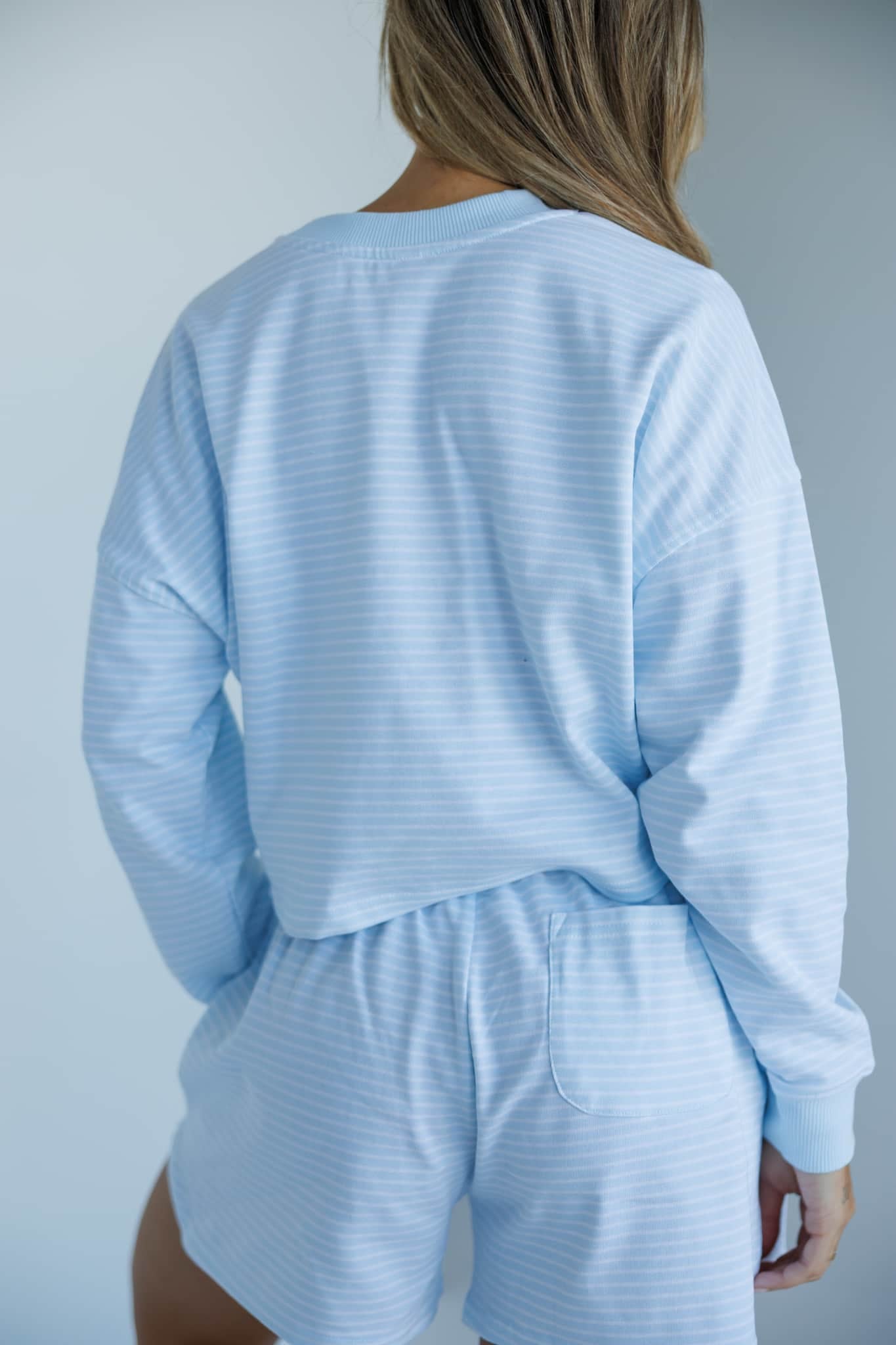 halogen blue/white
