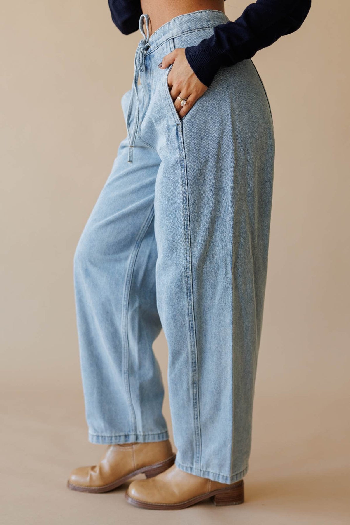 Light wash denim barrel leg pants