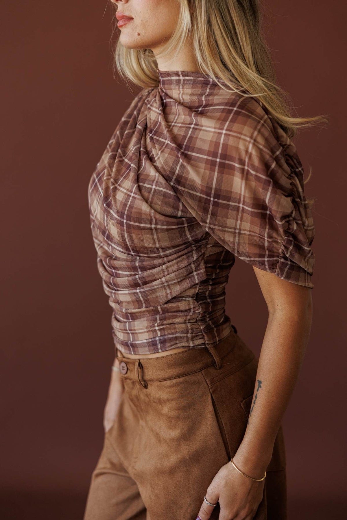 Autumn Static Plaid Top, side view of the ruched sleeve