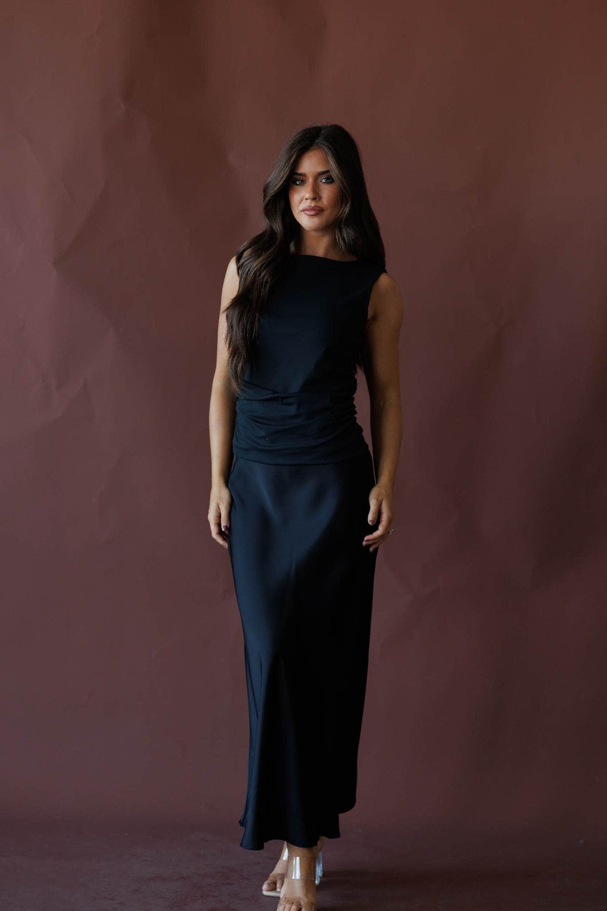 Black sleeveless ruched top
